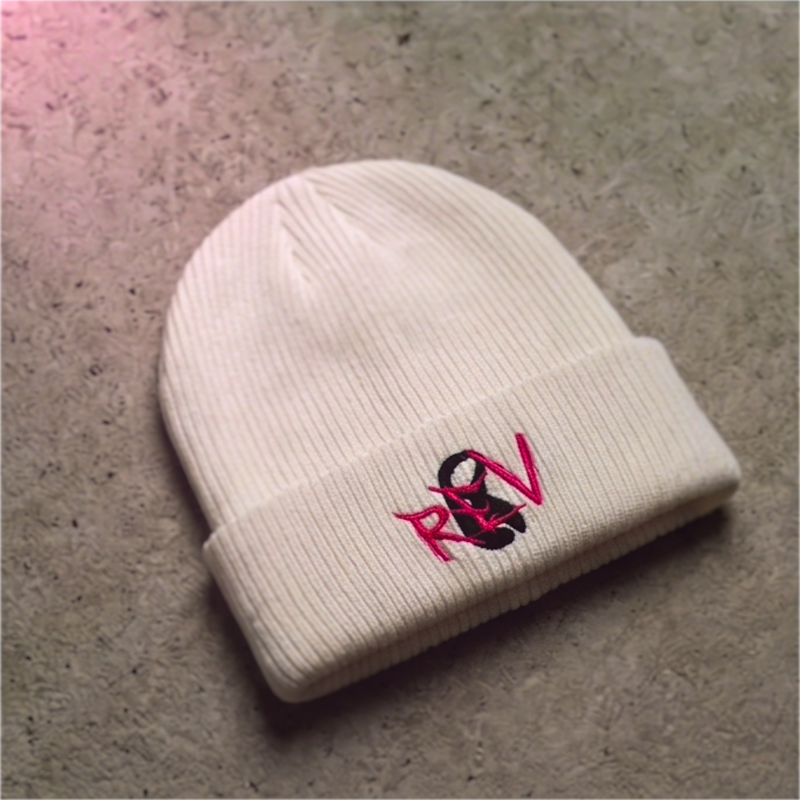 WHITE WOOL HAT