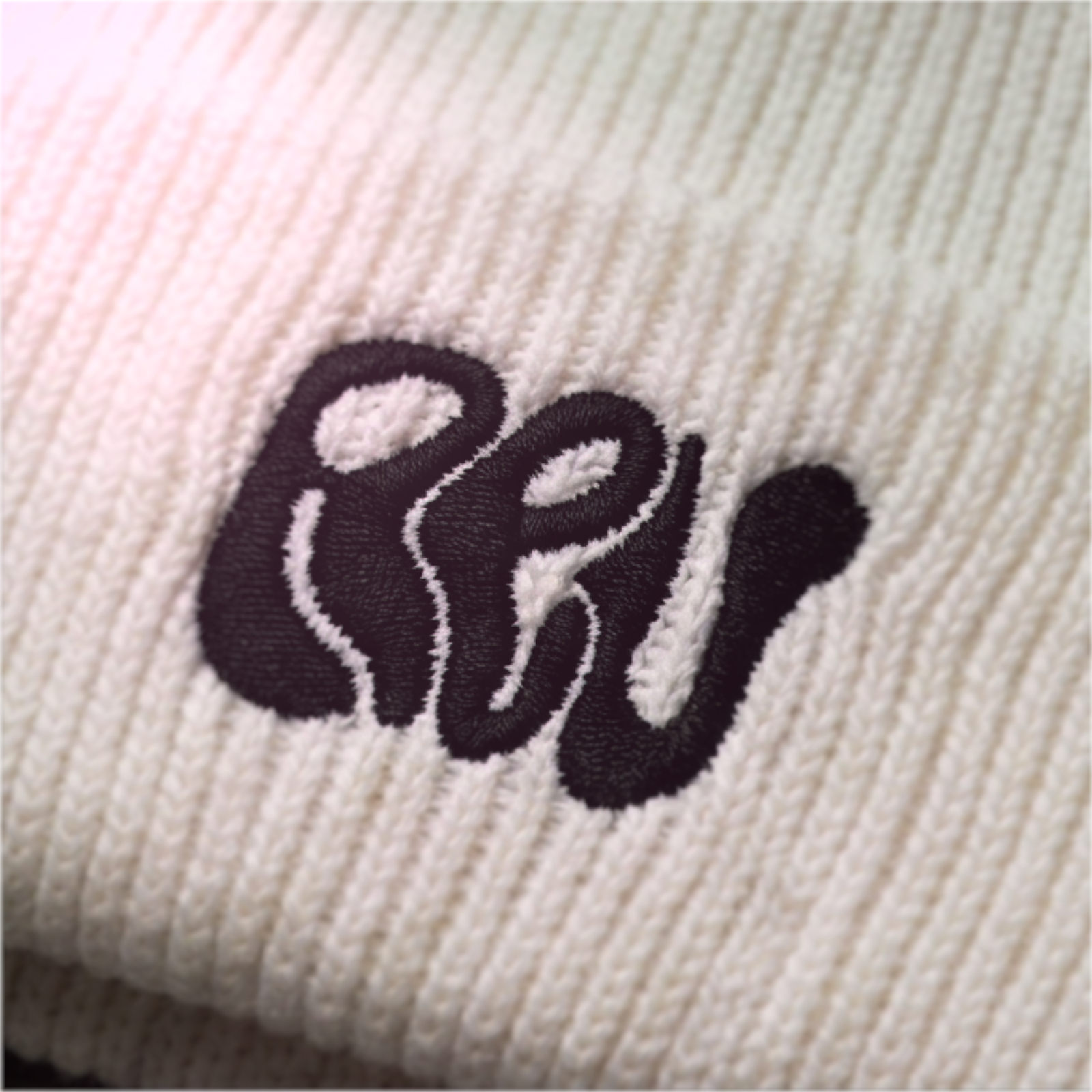 WHITE WOOL HAT