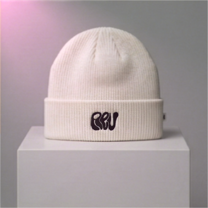 WHITE WOOL HAT